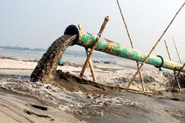 নরসিংদীতে অবৈধ বালু উত্তোলন, ইজারা বাতিলের দাবি গ্রামবাসীর