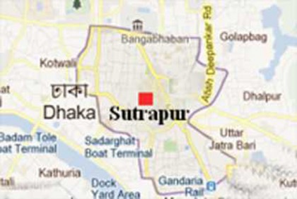 রাজধানীর সূত্রাপুরে রুম ধসে চার নারী আহত