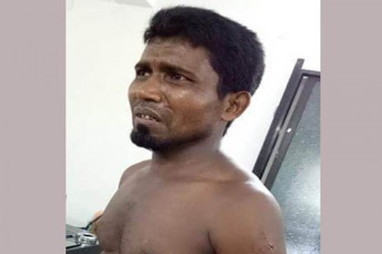 কুকুর লেলিয়ে রিকশাচালককে হত্যাচেষ্টার ঘটনায় মামলা
