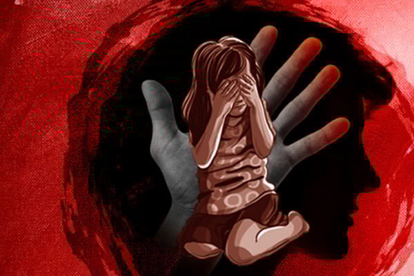 খাবারের লোভ দেখিয়ে ২ বছর ধরে ২ নাবালিকাকে ধর্ষণ