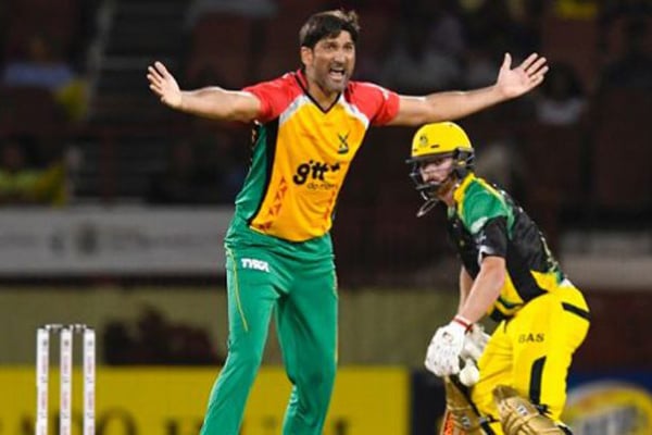 অল্পতেই রক্ষা পেলেন সোহেল তানভির
