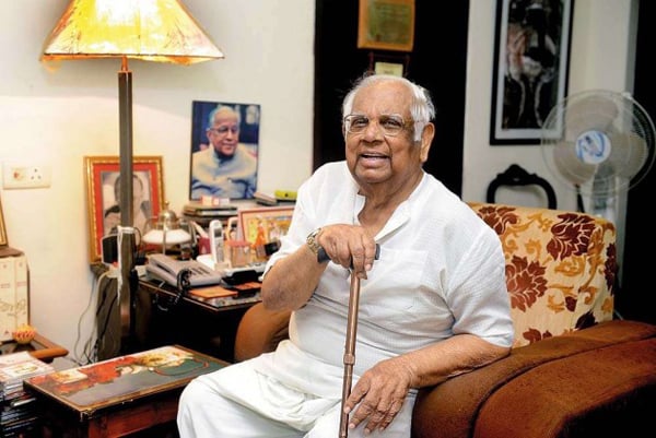 ভারতের সাবেক স্পিকার সোমনাথ চ্যাটার্জির অবস্থা সংকটজনক
