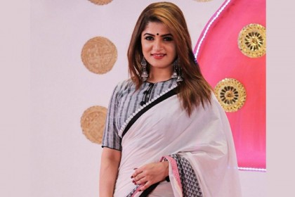 দুই অভিনেতার সঙ্গে প্রেম চলছে শ্রাবন্তীর!
