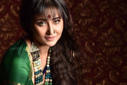 আমি এখন অফিশিয়ালি রাতের পাখি, আরও রাতের...