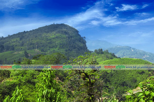 পর্যটনের নতুন দিগন্ত 'ডিম পাহাড়'