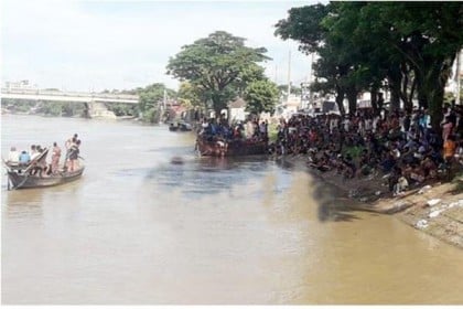 সুরমা নদীতে বাবার ভ্যানগাড়ি খুঁজতে গিয়ে শিশু নিখোঁজ
