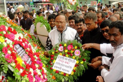 রাজশাহীতে শোক-শ্রদ্ধায় শহীদদের স্মরণ