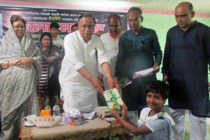 বঙ্গবন্ধুর জন্ম না হলে আমরা এ দেশ পেতাম না: পররাষ্ট্রমন্ত্রী