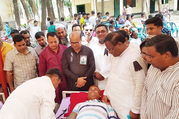 জাতীয় শোক দিবসে লালপুরে স্বেচ্ছায় রক্তদান কর্মসূচি 