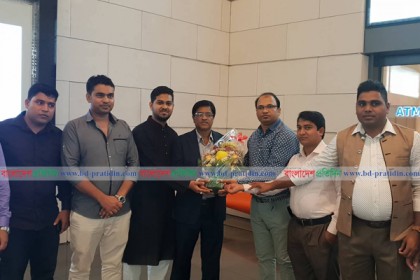 শোক দিবসের অনুষ্ঠানে যোগ দিতে যুবলীগের সাংগঠনিক সম্পাদক ওমানে