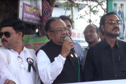 সাতক্ষীরায় কলেজ সরকারিকরণ করায় প্রধানমন্ত্রীকে অভিনন্দন

