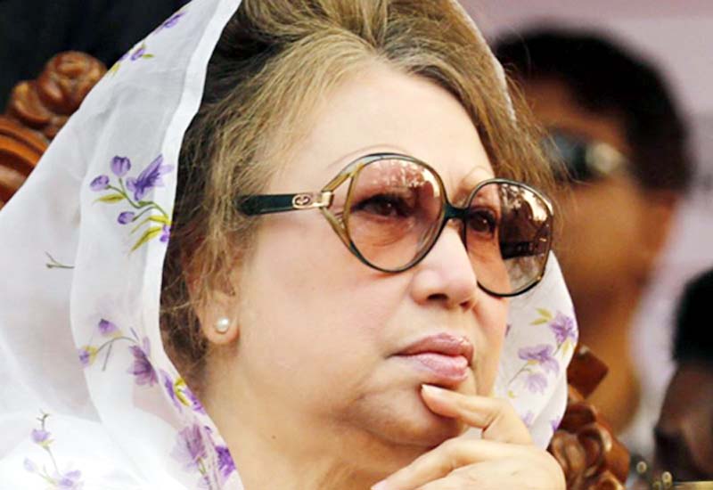 খালেদা জিয়ার সঙ্গে দেখা করতে কারাগারে স্বজনরা