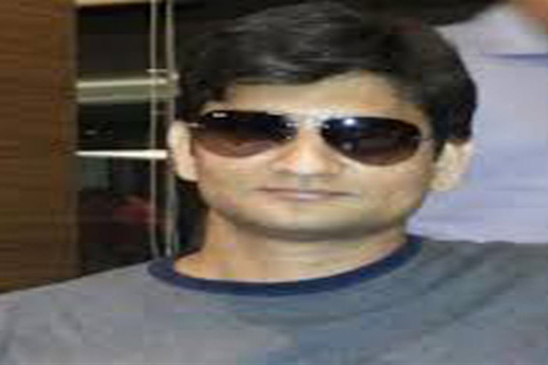 স্ত্রীর পাশে বসে বিমানে অন্য নারী যাত্রীকে যৌন নিগ্রহ, অতঃপর...!