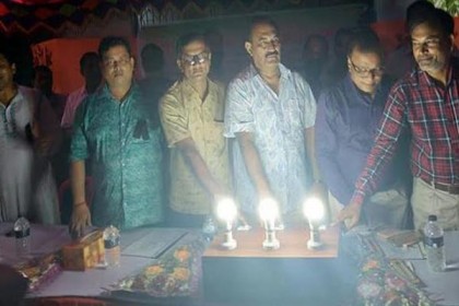 স্বাধীনতার ৪৭ বছর পর বিদ্যুৎ পেল সাতক্ষীরার দোহারবাসী  

