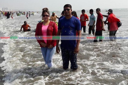 যুবলীগ নেতার বিরুদ্ধে স্ত্রীকে পুড়িয়ে হত্যার অভিযোগ