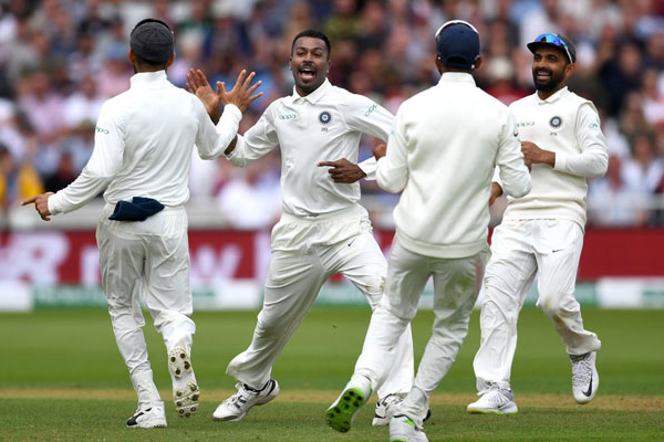 ট্রেন্ট ব্রিজে ২য় দিন শেষে শক্ত অবস্থানে ভারত