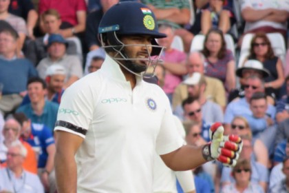 অভিষেক টেস্টে রেকর্ডবুকে ঋষভ পন্থ!