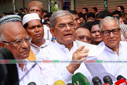 খালেদার সাক্ষাৎ না পেয়ে ফিরে গেলেন বিএনপির সিনিয়র নেতারা