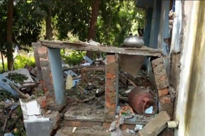পশ্চিমবঙ্গে তৃণমূল কংগ্রেস কার্যালয়ে বিস্ফোরণ, নিহত ২
