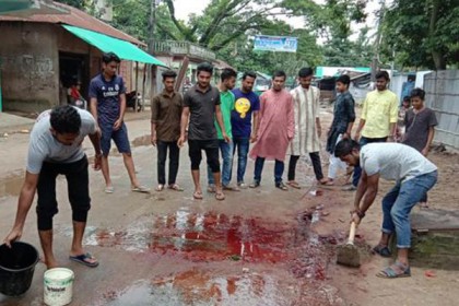 জনসাধারণের দুর্ভোগ কমাতে ছাত্রলীগের ব্যতিক্রমী উদ্যোগ