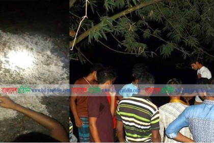 ঝিনাইদহের ৫ পুকুরে ভিজিএফের কয়েকশ' কেজি চাল, এলাকাবাসীর ক্ষোভ