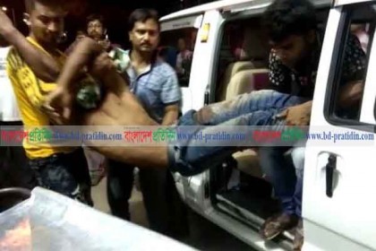 পশ্চিমবঙ্গে পঞ্চায়েত বোর্ড গঠনকে কেন্দ্র করে সহিংসতা অব্যাহত, নিহত বেড়ে ৯
