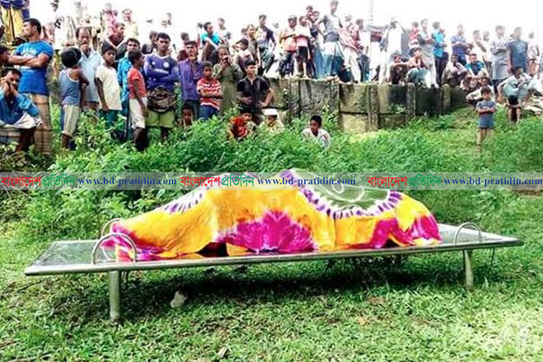 টেকনাফে গরু চরাতে গিয়ে নিখোঁজ দাদা-নাতনির লাশ উদ্ধার