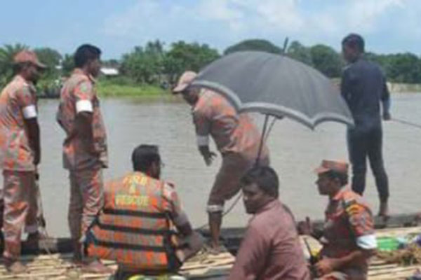 চলনবিলে নৌকাডুবি; নিখোঁজ তিনজনের লাশ উদ্ধার