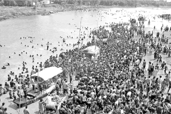কান্তজীউ বিগ্রহ নৌবহর রাজবাড়ীর মন্দিরে
