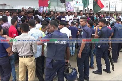 নাটোরে বিএনপির প্রতিষ্ঠাবার্ষিকী অনুষ্ঠানে পুলিশের বাধা