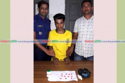 লামায় ৫৫ পিস ইয়াবাসহ যুবক গ্রেফতার
