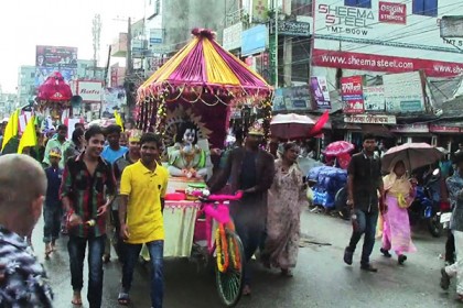 নোয়াখালীতে জন্মাষ্টমী উপলক্ষে শোভাযাত্রা