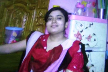 নোয়াখালীতে পুলিশ কনস্টেবলের স্ত্রীর লাশ উদ্ধার, হত্যার অভিযোগ পরিবারের 
