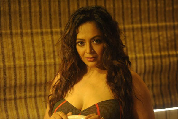 শ্রীলেখার ‘গিফট’