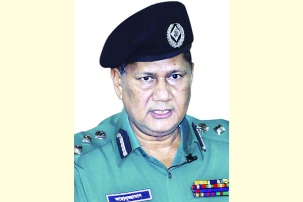 রাজধানীতে বাস থামানোর জন্য ১২১টি স্থান নির্ধারণ: ডিএমপি কমিশনার