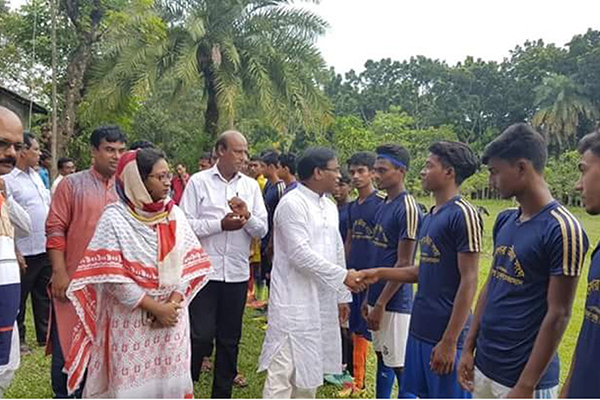 বাগাতিপাড়ায় বঙ্গবন্ধু গোল্ডকাপের উদ্বোধন