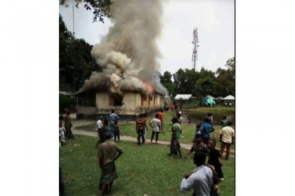 খানসামায় এতিমখানায় অগ্নিকাণ্ড