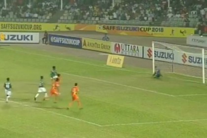 এক গোলে এগিয়ে বাংলাদেশ