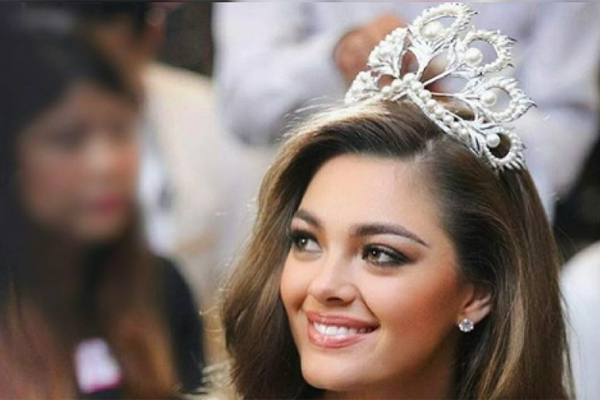 মিস ইউনিভার্সের কাছে মুকুটের জন্য ৪ লাখ টাকা কর দাবি, অতঃপর...!