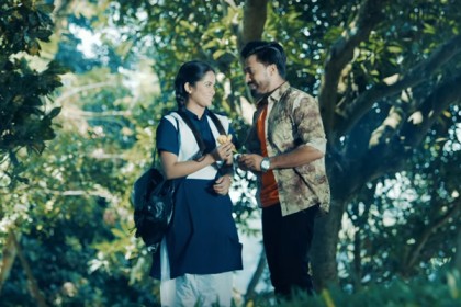 'তোর মায়ায়' আদর-শিমু (ভিডিও)