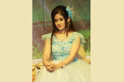 'শাহেনশাহ'র মহরতে শাকিবকে নিয়ে যা বললেন রোদেলা