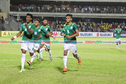 শ্বাসরুদ্ধকর ম্যাচে পাকিস্তানের বিপক্ষে বাংলাদেশের দুর্দান্ত জয়
