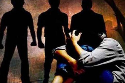 খাবারের লোভ দেখিয়ে তরুণীকে গণধর্ষণ, গ্রেফতার ২ 