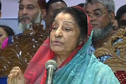 যৌথসভায় রণসঙ্গীত গাইলেন রওশন এরশাদ!