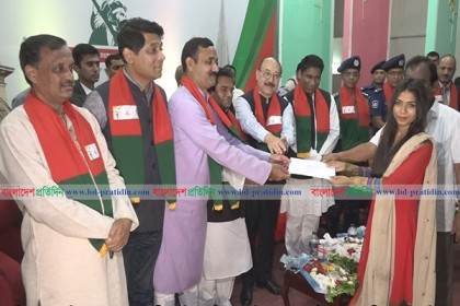 'নতুন উচ্চতায় পৌঁছে গেছে বাংলাদেশ-ভারত সম্পর্ক' 