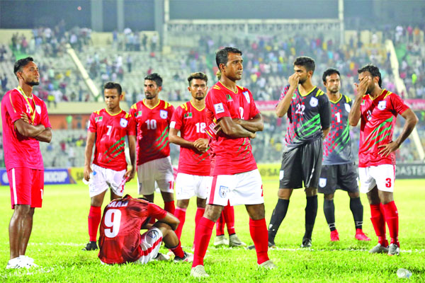 বাংলাদেশের ট্র্যাজিক বিদায়