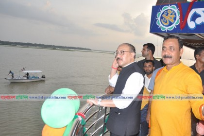 রোহিঙ্গাদের অবশ্যই মিয়ানমারকে ফেরত নিতে হবে: ভারতীয় হাইকমিশনার
