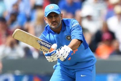 বিপাকে ভারত, এশিয়া কাপের আগে সমস্যায় ধোনি