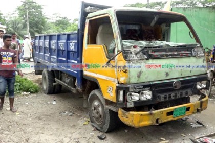 লক্ষ্মীপুরে পিকআপ ভ্যানের চাপায় মাদ্রাসা ছাত্র নিহত