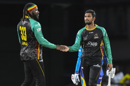 আস্থা রাখায় গেইলকে মাহমুদউল্লাহর ধন্যবাদ
